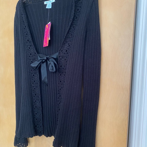 Women's One Step Up Sweater - Black - NWT - Size Medium - Picture 3 of 3
